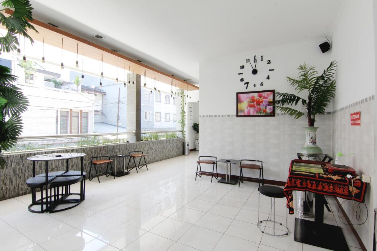 Hotel Palem Bandung Eksteriør billede